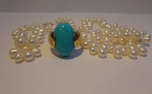 Del-Lima-pearl-necklace