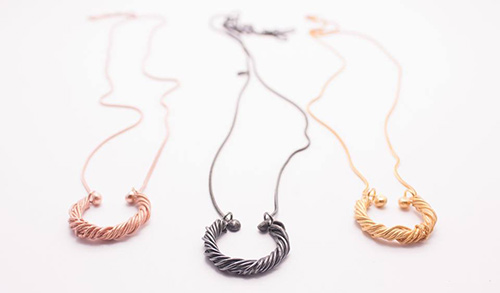 Lia-Goncalves-necklaces